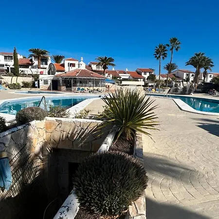 Villa Lola Sunset Place Heated Pool
