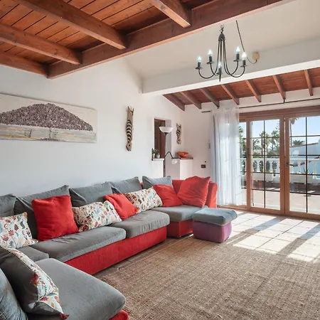 Lola Sunset Place Heated Pool Villa *